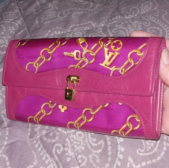 Louis Vuitton Handbags - RARE Louis Vuitton LIMITED EDITION Scarf Chain Print Wallet HOT PINK